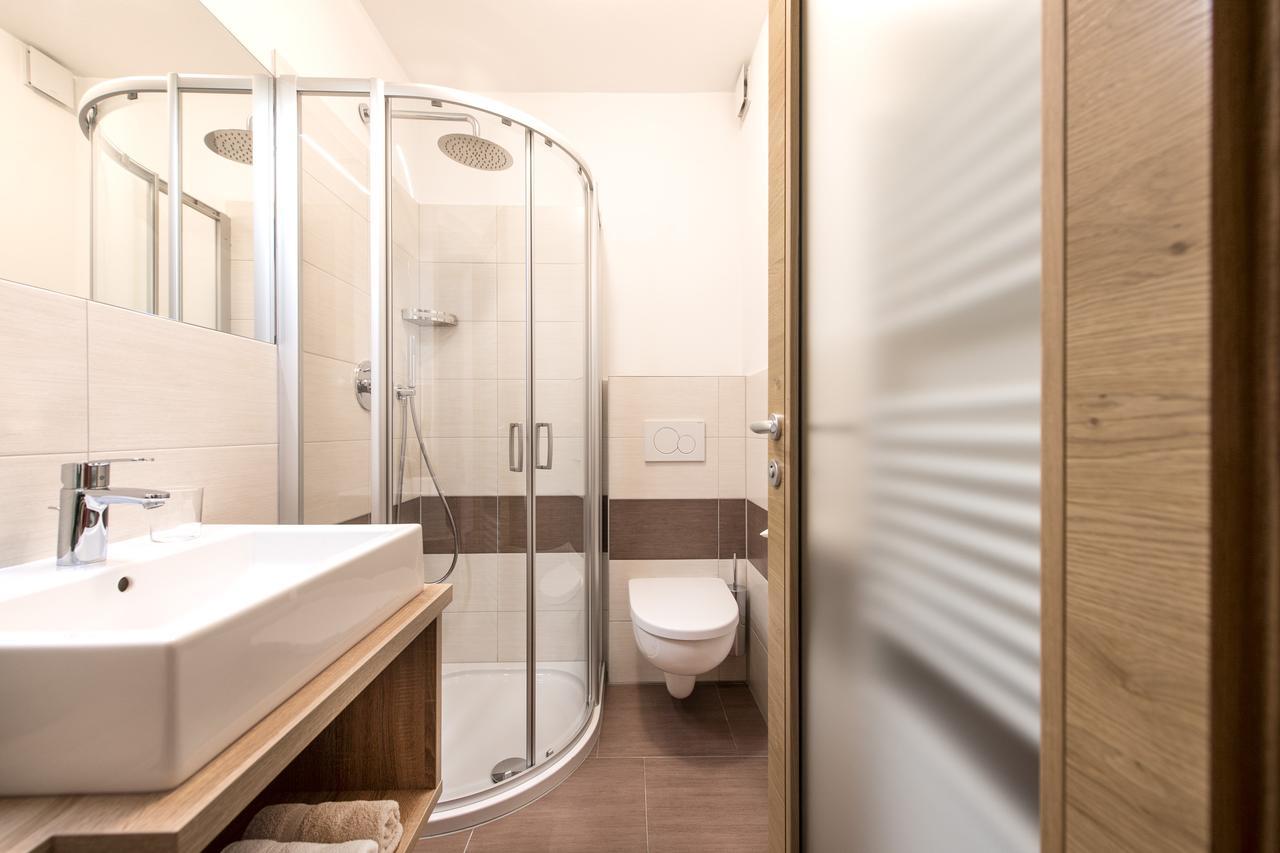 Niederhof Life Otel Lana Dış mekan fotoğraf